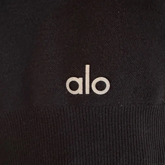 ALO Yoga Seamless Super Lite Bra in Black- Size Small - Picture 4 of 4